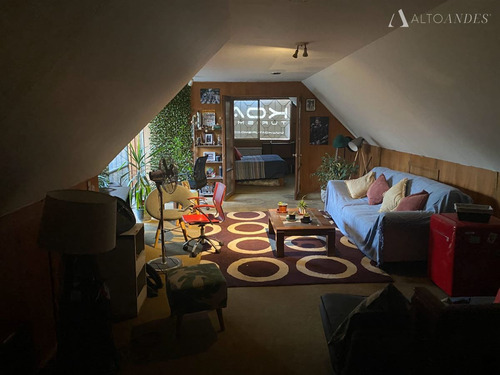 Casa En Venta De 5 Dorm. En Las Condes