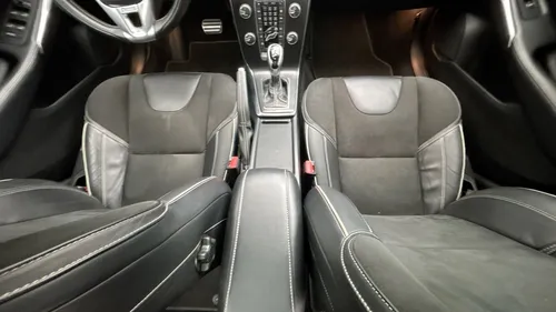 Volvo V40 T4 DRIVE-E R DESIGN HB SEC 2,0