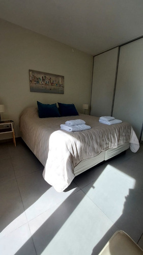 Departamento En Alquiler Con Cochera - 1 Dormitorio - San Juan 260