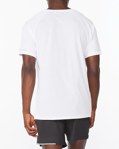 2xu | Polera Running | Aero Tee | Blanca