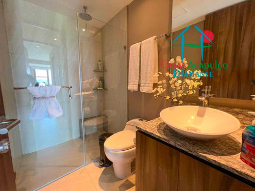 Cad La Isla Emerald H6. Departamento En Condominio De Playa Con Terraza Y Vista A Las Albercas