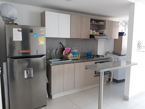 Imagen 1 de 8 de Venta Apartamento En Sabaneta, Las Vegas