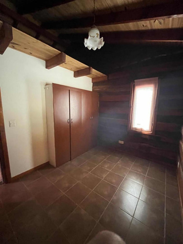 Terreno Con 2 Casas En Venta, San Carlos De Bariloche
