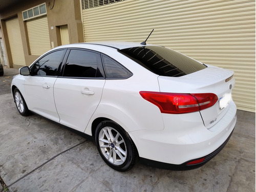 Ford Focus III 1.6 Sedan S