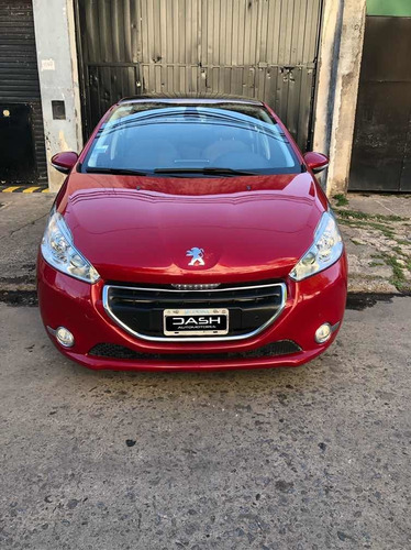 Peugeot 208 1.6 Feline 2014