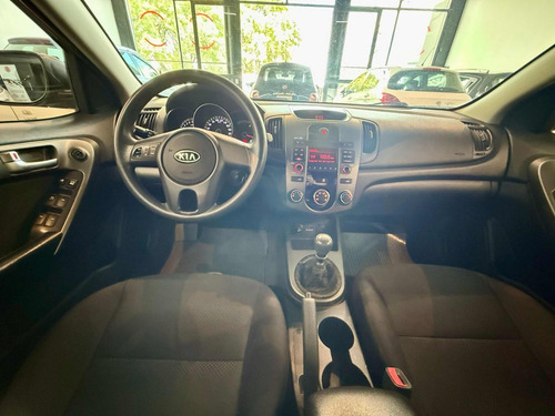 Kia Cerato 2.0 Forte Ex