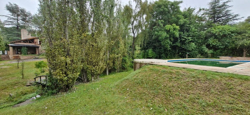 Casa 5 Dormitorios Pileta Y Arroyo Propio En Tanti