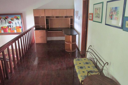 Se Vende Casa En Prados Del Este Mls #24-20653