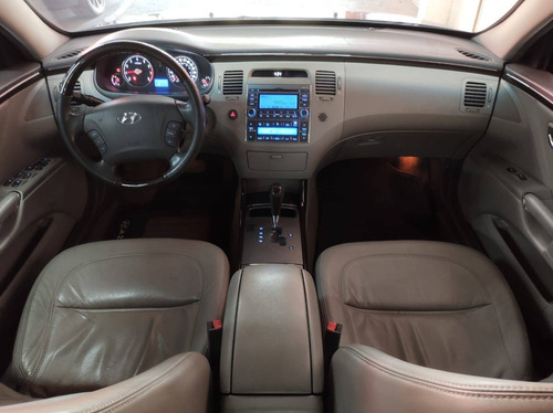 Imagem 6 de 7 de Hyundai Azera 3.3 Gls Aut. 4p