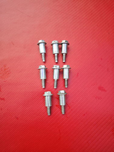 Tornillo Tapa Punterías Accord Odyssey Crv Civic 13-22 (Usado)