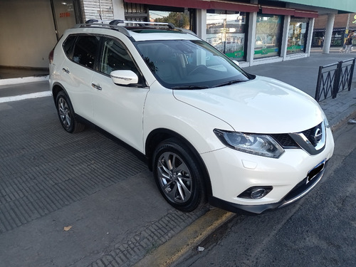 Imagen 2 de 15 de Nissan X Trail Exclusive