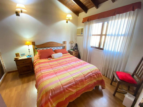 Venta Duplex 3 Ambientes Castelar Patio Y Cochera