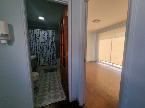 Casa En Excelente Ubicación, Apta Para Oficina Con Trifásica