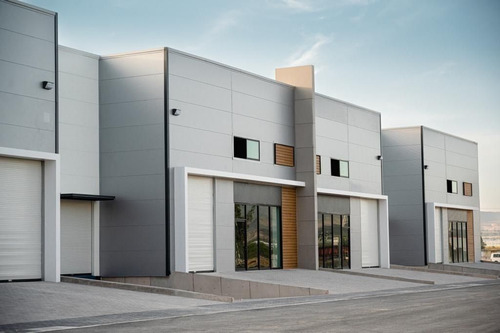 Bodega Junto Piq Con Andén Autonivelable Y Rampa