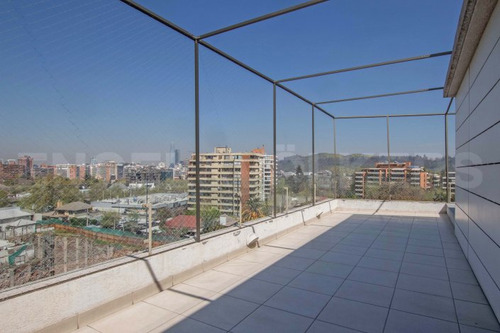 Penthouse Con Oficina En Sector Independiente