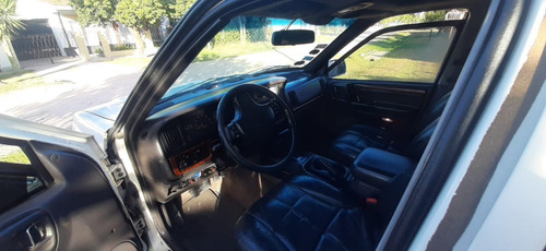 Imagen 16 de 18 de Jeep Grand Cherokee V8 . 5.2 , 5 Pts - Mod 96 - 3.000.000