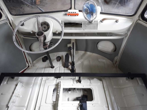Kombi Corujinha 1970 - Restaurada!