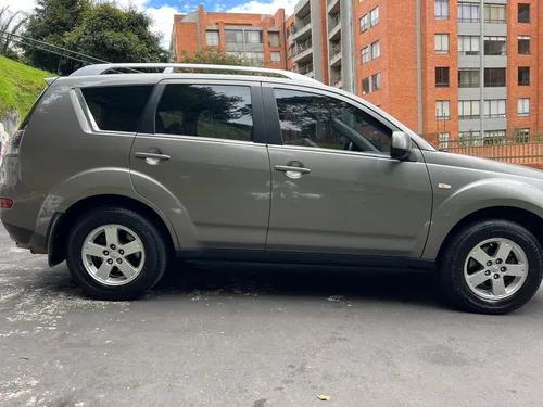 Mitsubishi Outlander 2.4