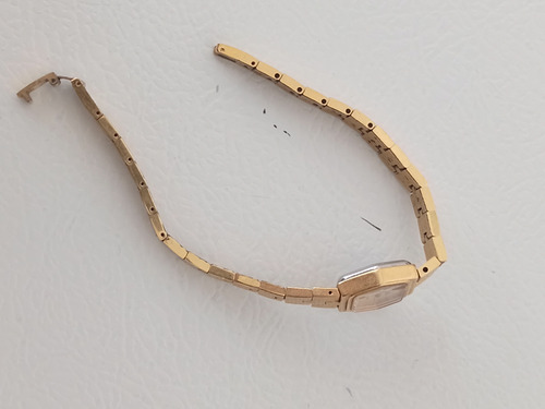 Reloj Lorus Quartz Vintage Para Dama Dorado (Usado)
