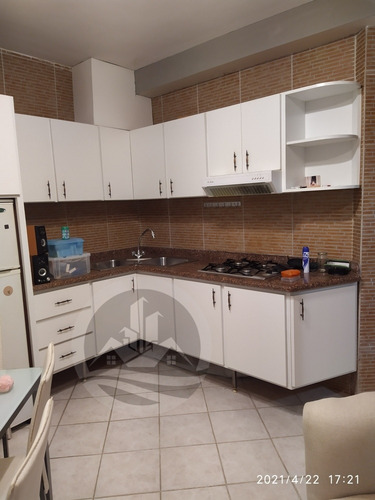 Imagen 11 de 14 de Ap Se Vende Bella Casa En La Urb El Castaño