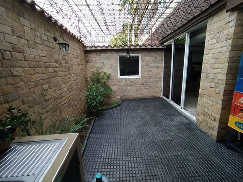 Imagen 29 de 29 de Se Vende Espectacular Y Moderna Quinta En El Limon Zona Norte De Aragua Buena Zona De Montaña Precio De Oportunidad 04243785803