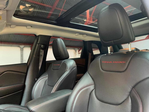 Jeep Cherokee Trailhawk V6 4x4 At Roma Cars