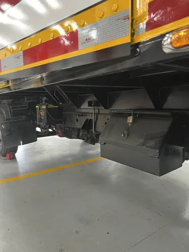 Camión Nissan T5u41