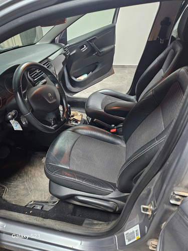 Peugeot 301 1.6 Allure Plus