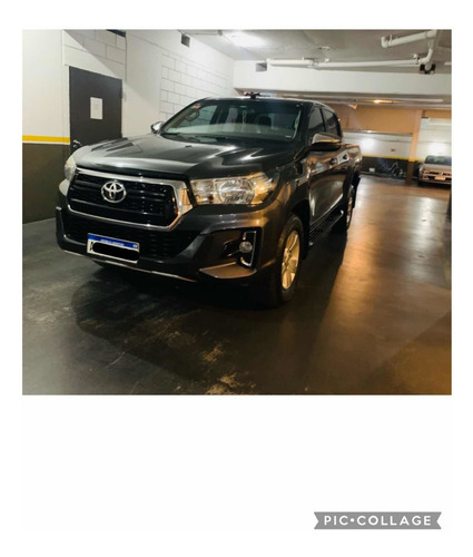 Imagen 13 de 16 de Toyota Hilux 2019 2.8 Cd Srv 177cv 4x2