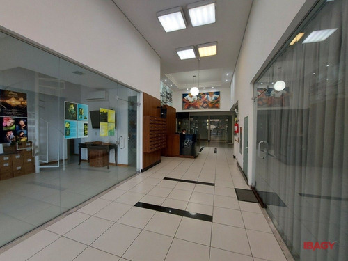 Imagem 5 de 15 de Oportunidade! Salas/conjuntos Em Centro - Florianopolis - L-107679