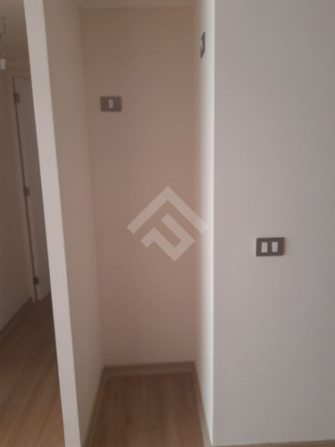 Departamento En Venta De 2 Dorm. En Maipú