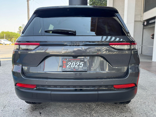 Jeep Grand Cherokee ALTITUDE V6 4X2