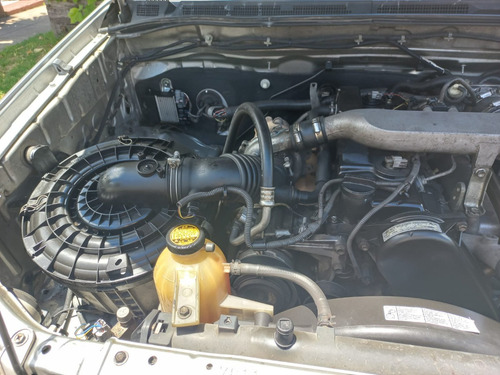 Toyota Hilux 2005, Dx 2.5 4x2