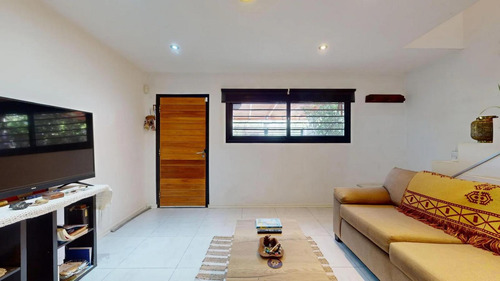 Dúplex En Venta - 2 Dormitorios 1 Baño - Manuel B. Gonnet