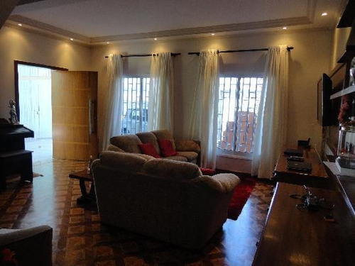 Imagem 1 de 10 de Casas - Ref: V544121