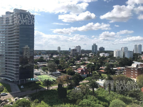 Imagen 4 de 14 de Apartamento En Venta 2 Dormitorios 3 Baños Con Parrillero Propio En Punta Del Este