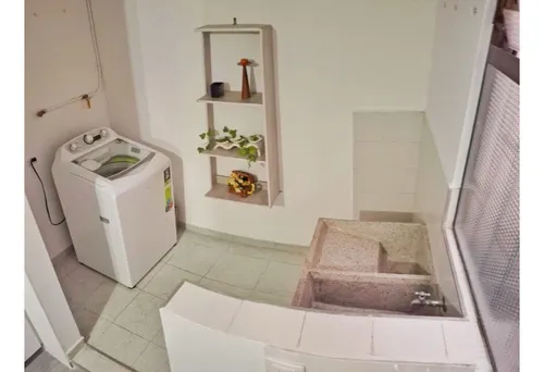 Apartamento En Venta En Laureles Sector Lorena