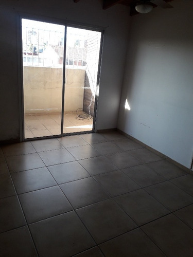 Imagen 9 de 12 de Departamento En Venta En Moron Sur