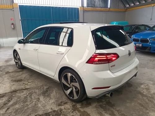 Volkswagen Golf GTI 2.0 Dsg Navegación Piel At