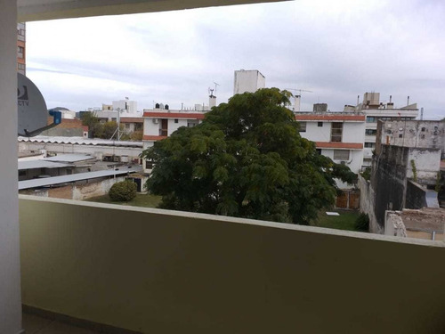 Imagen 7 de 11 de Departamento Un Dormitorio En Centro De Villa Carlos Paz