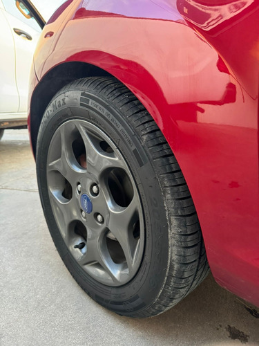 Ford Fiesta Kinetic 1.6 Design 120cv Titanium