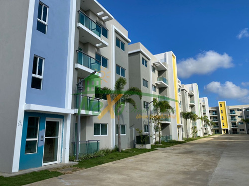 Apartamento 3er Nivel En Residencial Con Piscina, Santiago