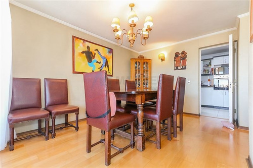 Imagen 6 de 23 de Departamento En Venta De 4 Dorm. En Providencia