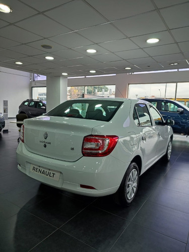Imagen 8 de 19 de Renault Logan 1.6 16v Life Ft