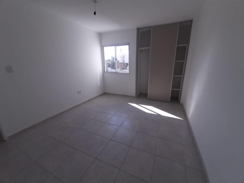 Duplex 1 Dorm - 24 De Septiembre Al 1800 - B° Gral. Paz