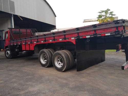 Ford Cargo 2422