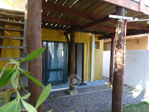 Imagen 2 de 10 de La Casa Del Caminante - Planta Baja En Aguas Dulces