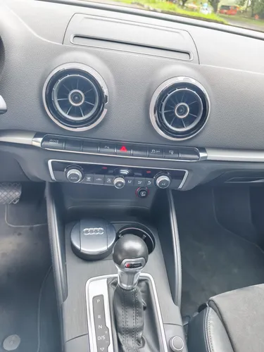 Audi A3 1.8 Attraction 5 p