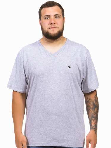 Camiseta Masculina Plus Size Gola V - Estampa Gota