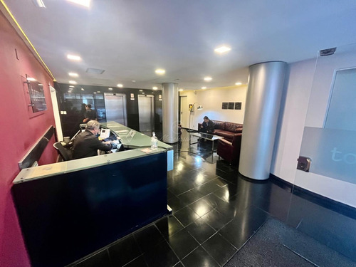 Venta Oficina Ciudad Vieja